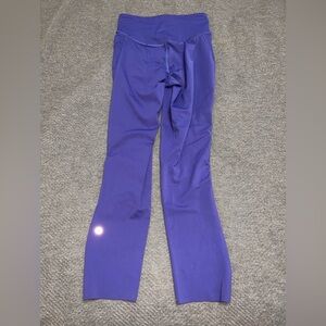 Women’s wunder under pant hi rise full on luon in sapphire blue. Size 2.